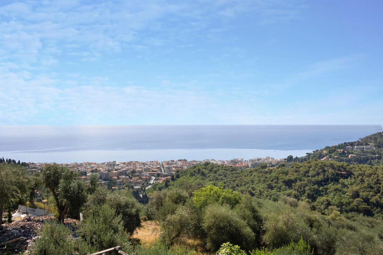 I Girasoli Alassio Bagian luar foto